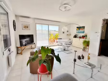 vente appartement 3 pièces 76.05 m² à saint-raphael (83700)  358 500 €