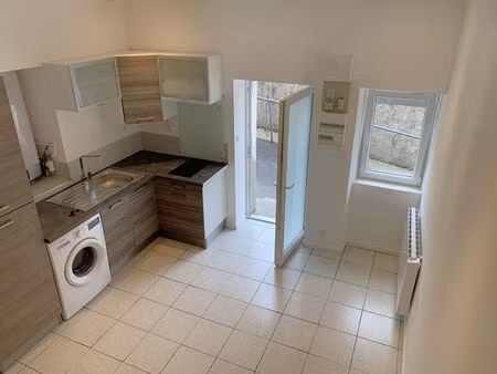 spécial investisseur : appartement indre 1 pièce  expo ouest  28.50 m2