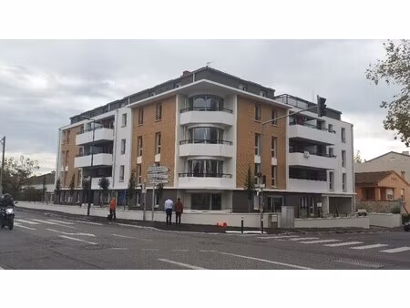 toulouse quartier st exupery/l'ormeau