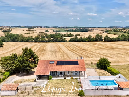 maison t5 avec sous-sol  piscine et vue panoramique