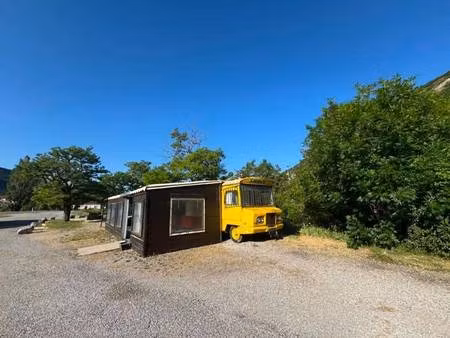 local commercial à vendre