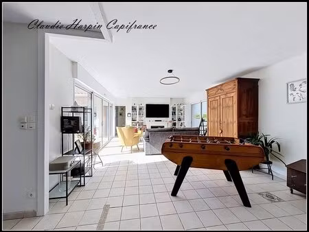 maison à vendre 5 pièces chiche (79) plain pied 127.5 m² garage double - terrain environ..
