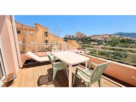 résidence eden roc – appartement t2 avec terrasse et parking