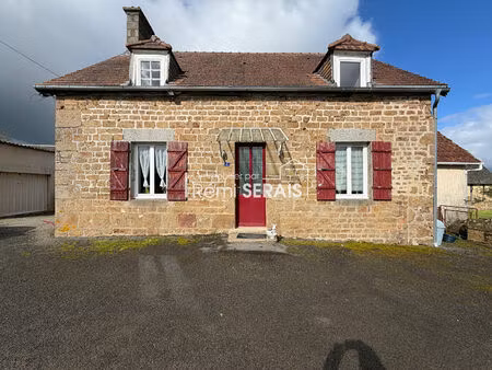 maison en pierre au coeur de la suisse normande