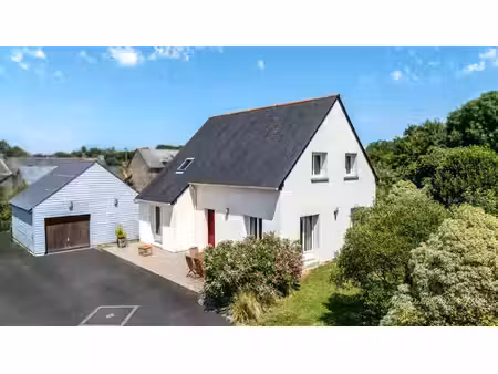maison 6 pièces  garage  terrain 745 m2