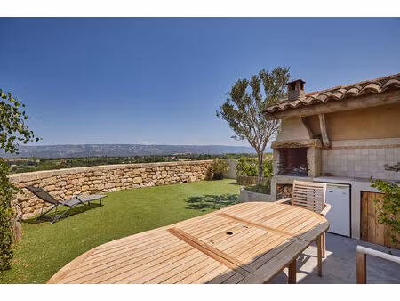 maison de caractère en pierre à alleins - vue imprenable sur le luberon et les alpilles