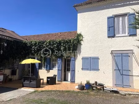 maison de caractère avec dépendances et fort potentiel