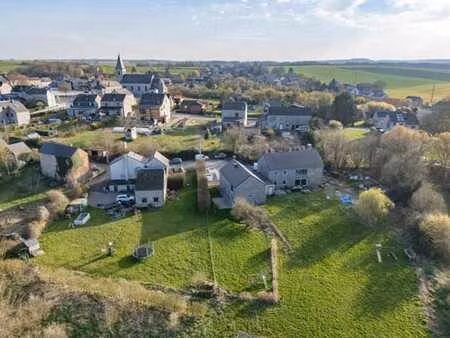charmante maison en pierres 3 façades avec jardin à anhée