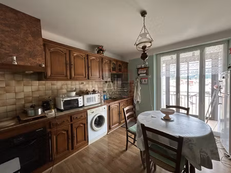 appartement t4 de 77 m2 proche du centre-ville
