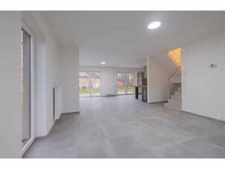 maison 4ch  epc a  mons