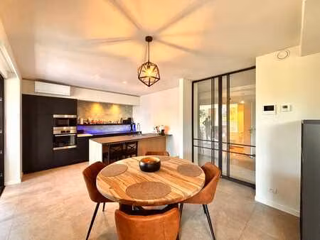 luxe 2-slaapkamerappartement met ruim terras in zedelgem