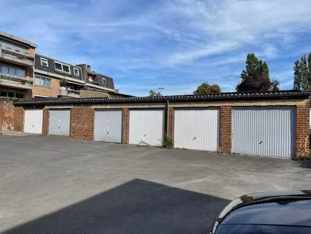 garage à louer à tubize