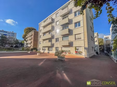 vente locaux professionnels 5 pièces 113.36 m² à sceaux (92330)  249 000 €
