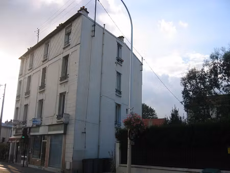 appartement plain-pieds neuilly plaisance - 2 pièce(s) - 41 
