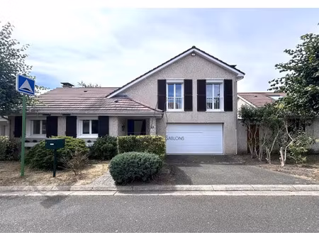 location maison 8 pièces 152 m² à montesson (78360)  2 600 €