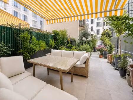 nice centre – élégant 2 pièces entièrement rénové avec terrasse de 41 m²