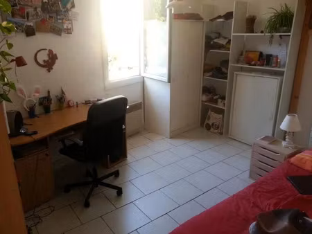 location meublée appartement 1 pièce 23 m² à marseille 4ème (13004)  470 €