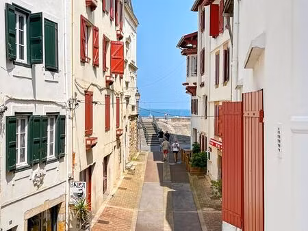 saint-jean-de-luz - appartement 3 pièce(s) avec ascenseur - 50 m de la plage