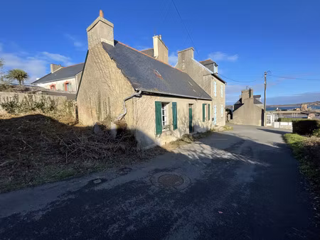 maison de pêcheur à rénover – vue port – camaret-sur-mer