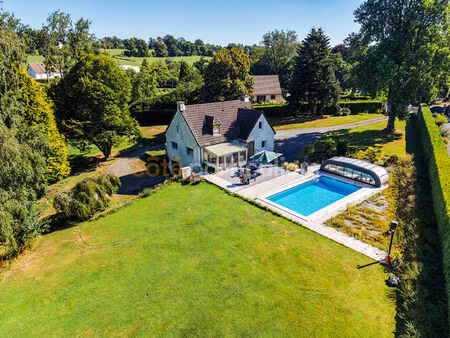 exclusivité - maison familiale avec piscine aux portes de saint-lô