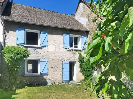 charmante maison de village avec jardin