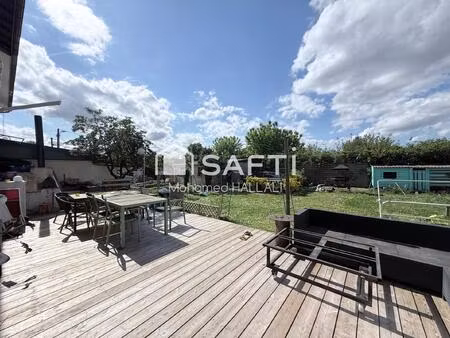 maison 105 m2  avec jardin  3 chambres et bureau