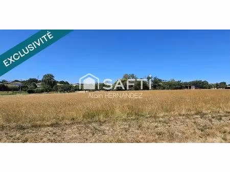 lescuns terrain constyructible 1218 m2