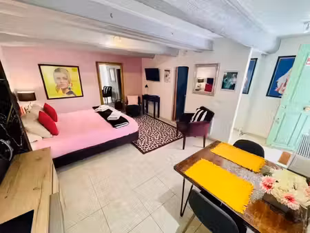 location meublée appartement 1 pièce 24 m² à antibes (06600)  800 €