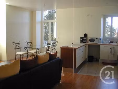location appartement 3 pièces 69.35 m² à souillac (46200)  562 €