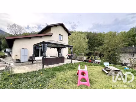 location meublée maison 5 pièces 109 m² à valserhône (01200)  2 100 €