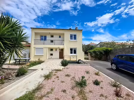 location maison 5 pièces 129 m² à cuxac-d'aude (11590)  1 396 €