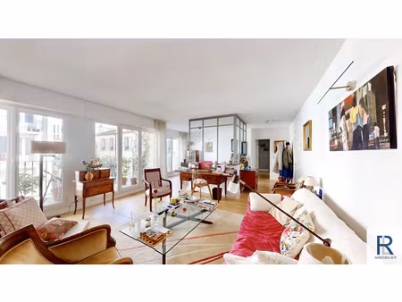 bel appartement de 87 m2 avec 2 chambres à boulogne nord