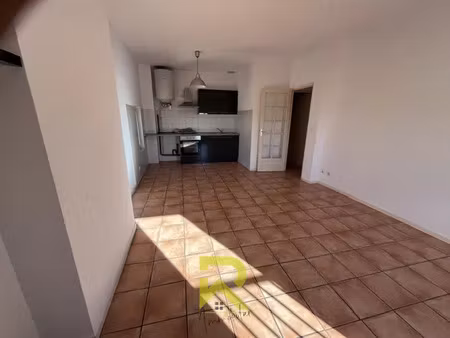 location appartement 2 pièces 46 m² à cazouls-lès-béziers (34370)