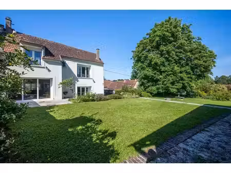 vente maison 6 pièces  144.37m²  neuville