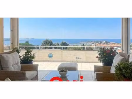 appartement avec terrasse sud ouest - bandol (83)