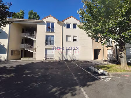 appartement persan 3 pièce(s) 55 m2