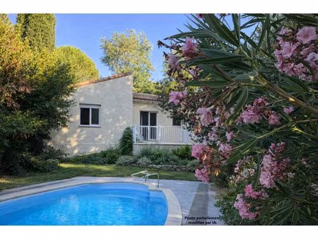 villa t3 avec piscine