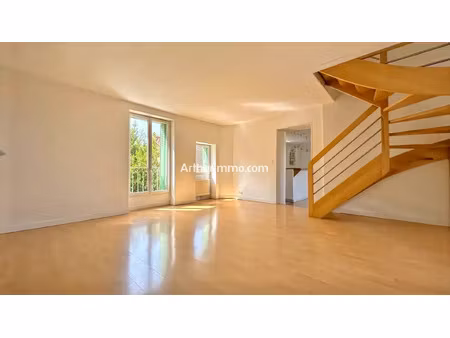 location appartement 5 pièces 78 m2 à sucy-en-brie