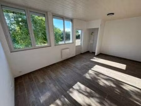 location appartement 3 pièces à guémené-penfao (44290) : à louer 3 pièces / 58m² guémené-p