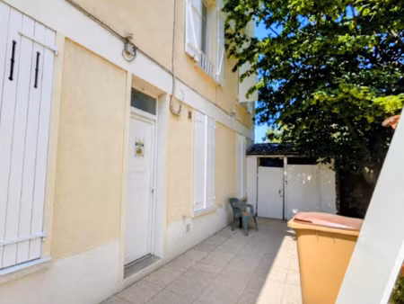 duplex de 33 m2 proche toutes commodites a moins de 10 mn de