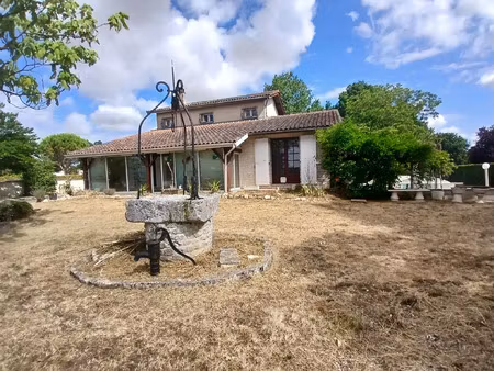 vente maison 5 pièces 138 m² anais (16560)