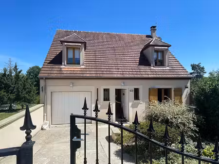 maison avec jardin à quelques minutes gare ligne p