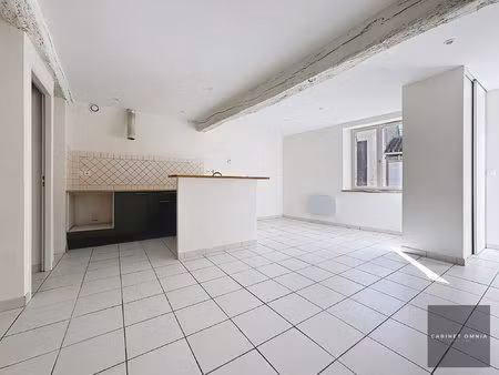 maison de village à louer - trois chambres