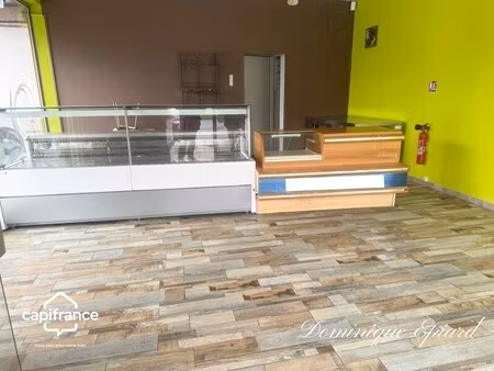 location commerce jaunay clan 86130 40m²