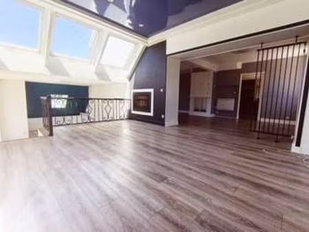 vente maison à kersaint-plabennec (29860) : à vendre / 193m² kersaint-plabennec