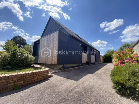maison traditionnelle de 100 m² à la neuville-chant-d'oisel
