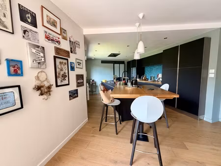 maison 5 pièces - 147 m²