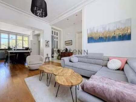 location maison au lion-d'angers (49220) : à louer / 208m² le lion-d'angers
