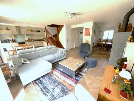 superbe maison individuelle 165 m² au calme - 10 min gare en bus