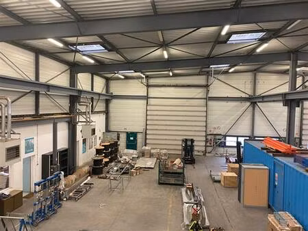 vente/location local d'activités poissy 3 128 m²
